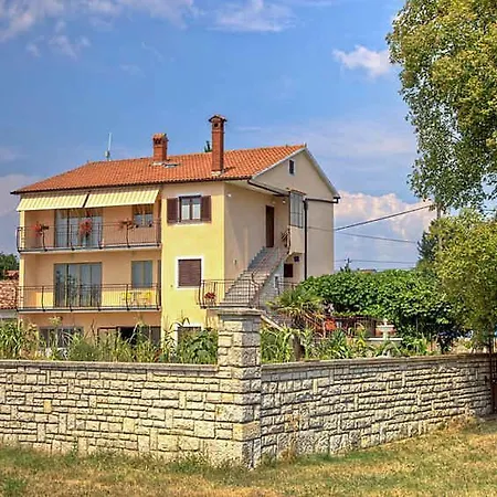 With A - C In Maruzini-istrien 44548 Apartment Maruzini